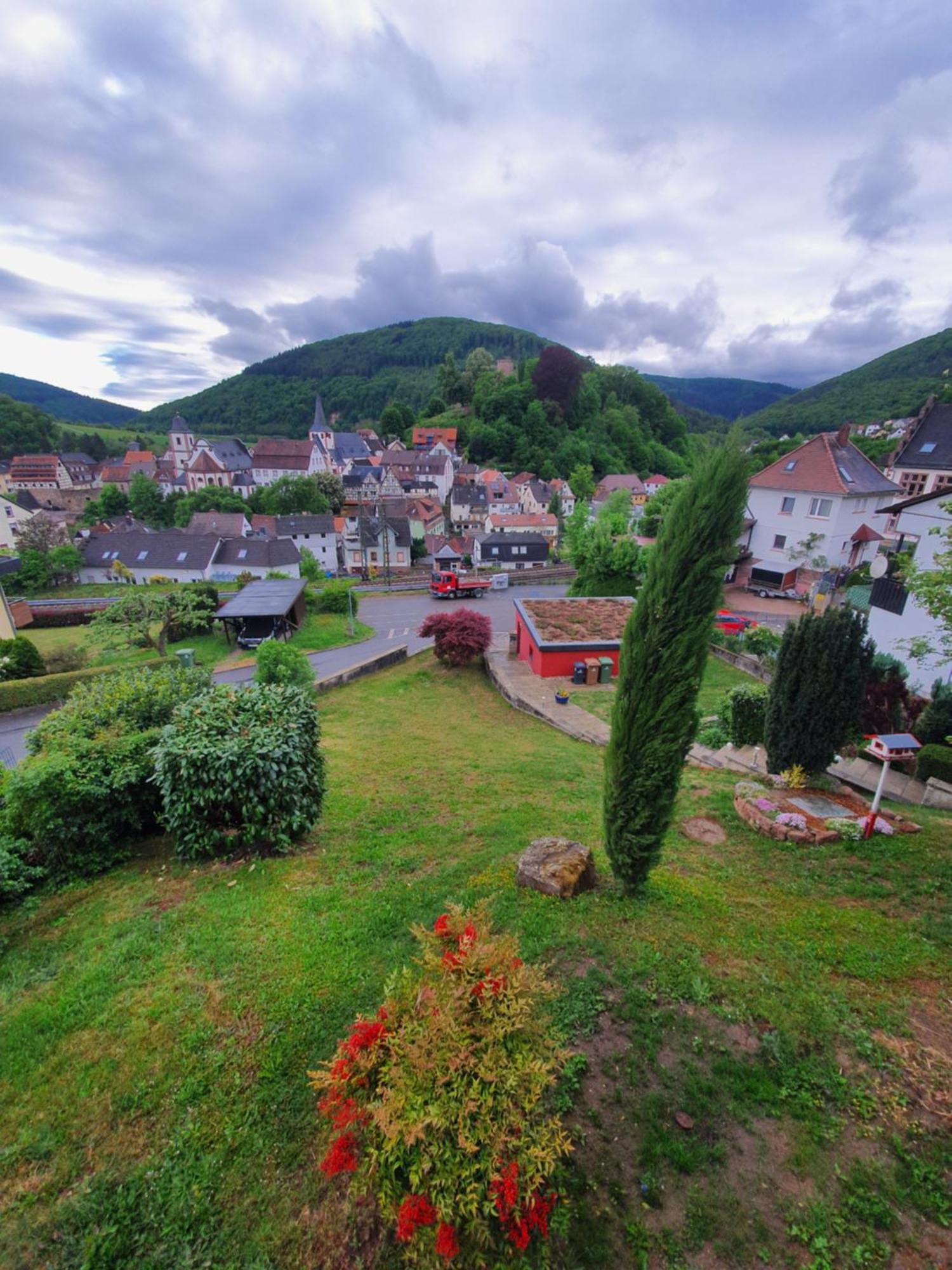 Ferienwohnung Casa Rossa Neckarsteinach Pokoj fotografie